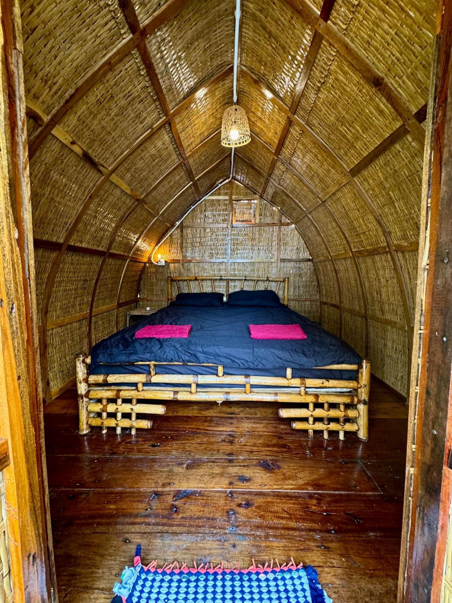 Rafikis Retreat Hostel Derm Tkov Village Kültér fotó