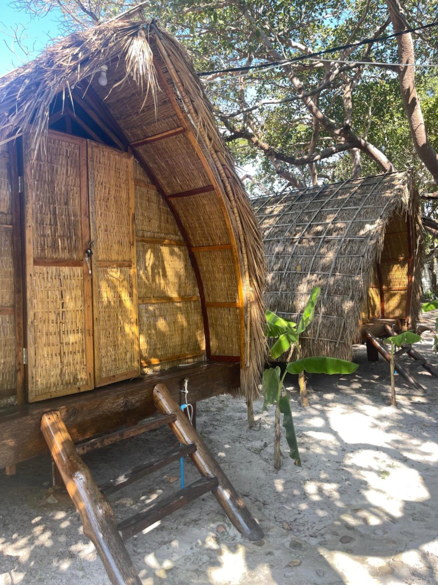 Rafikis Retreat Hostel Derm Tkov Village Kültér fotó